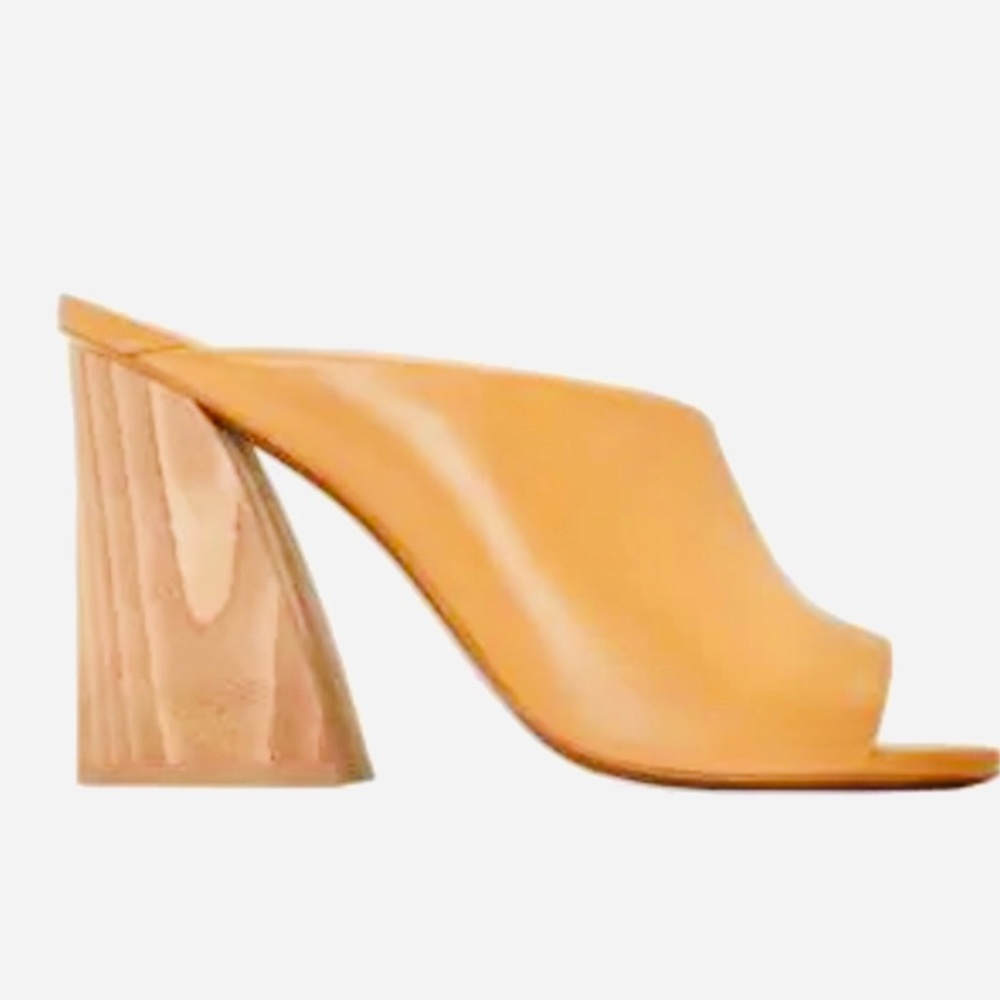 NWT - Mercedes Castillo Izar - Leather Mules in Light Tan Leather & Wooden Heel - Picture 2 of 16